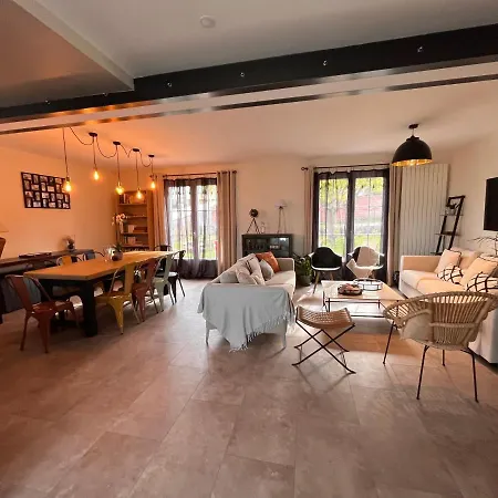 - Grande Maison Familiale Avec Jardin