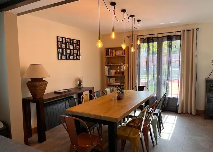 Casa vacanze - Grande Maison Familiale Avec Jardin